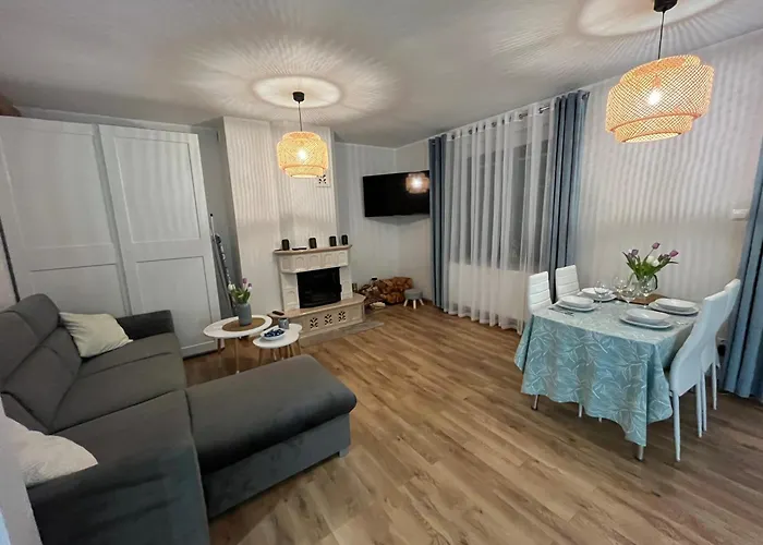 Przy Kominku ויסלאו